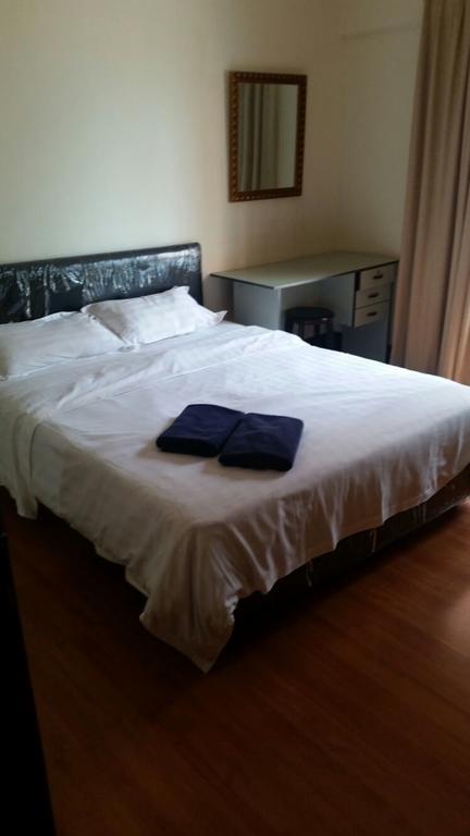 T & H Vacation Condo @Marina Court Kota Kinabalu Rom bilde