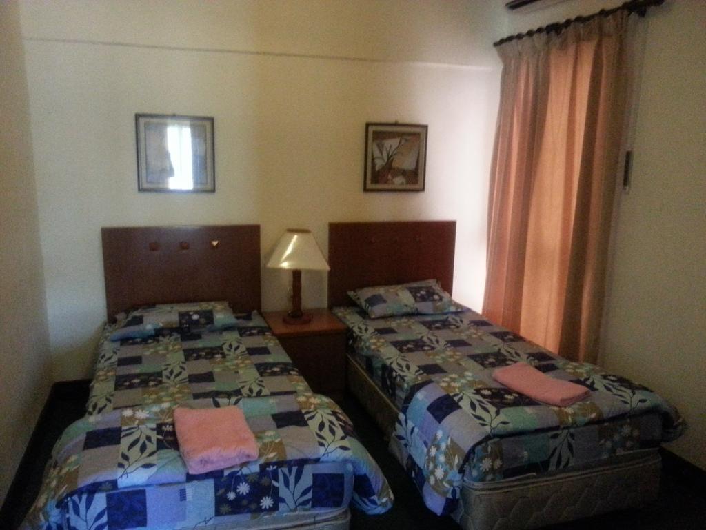 T & H Vacation Condo @Marina Court Kota Kinabalu Rom bilde